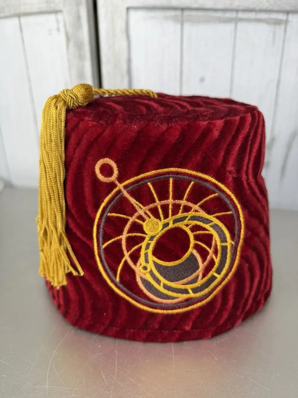 Vintage Fez-O-Rama Velvet Red Quilted With Gold Tassel Size XXL Made USA